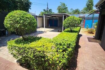 فندق Wampex Guest House Rustenburg
