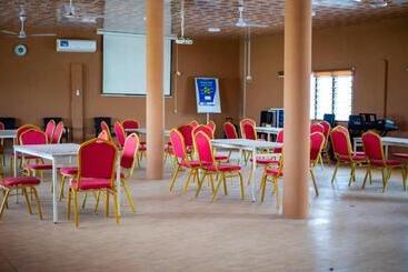 پانسیون J In G Retreat Center