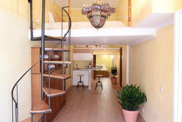 پانسیون Lx Factory Guest House