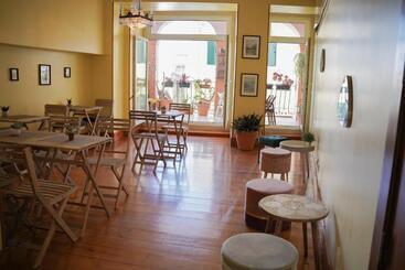 پانسیون Lx Factory Guest House