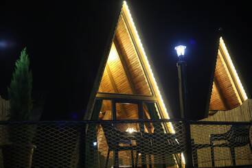 استراحتگاه Pagen Bungalow