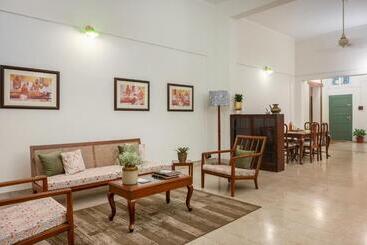استراحتگاه The Sacred Lotus Ayurveda Wellness Retreat
