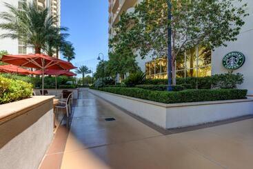 Serenity Suite At Mgm Signature