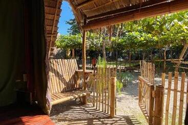 هاستل Tribal Huts Community