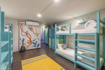 هاستل Zostel Pondicherry, Auroville Road