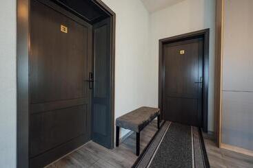 تختخواب و صبحانه Gerab Resort
