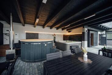 تختخواب و صبحانه Gerab Resort