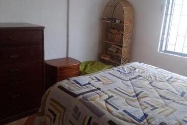 تختخواب و صبحانه Rey S House