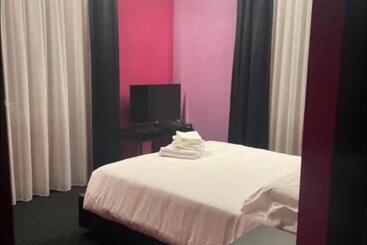 تختخواب و صبحانه Saba Suite Roma