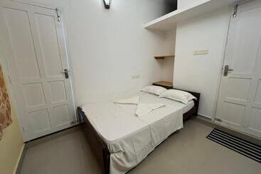 تختخواب و صبحانه Segundo Home