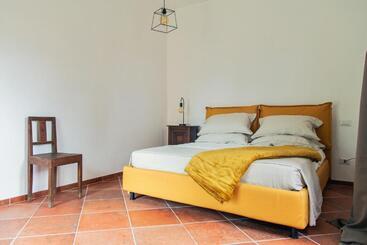 تختخواب و صبحانه Villa Orta   Agriturismo Con Cucina Vegan, Plant Based Farmhouse