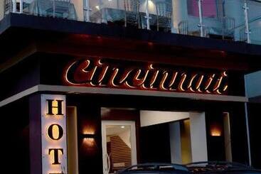 Cincinnati Hotel Yaounde