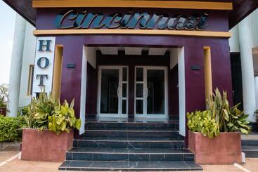 Cincinnati Hotel Yaounde
