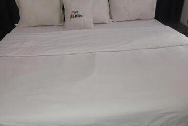 El Bint Hotel And Suites
