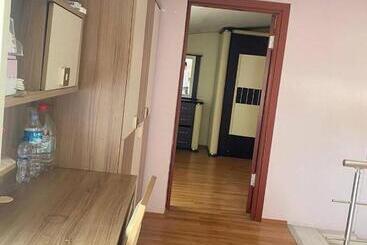 Hostel In Bahcelievler