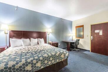 هتل Econo Lodge