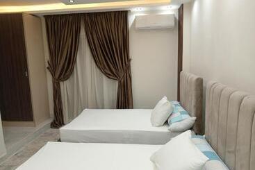 هتل Grand Pyramids View Inn