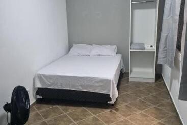 هتل Hostel Anprado 7