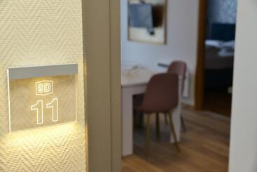 هتل Kraljevi Cardaci Cardak