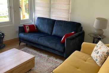 پانسیون Charming Private Guest House