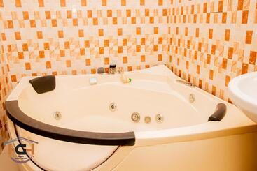 پانسیون Happy Guest House   Hgh