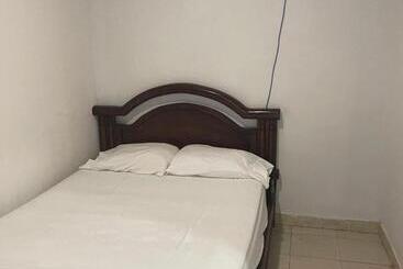 پانسیون Hostal Georgina