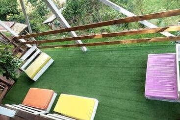 پانسیون Hostel Paraiso De Colores