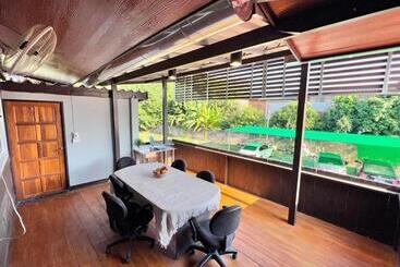 Resort Baan Kraziprak บ้านกระซิบรัก