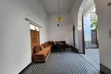 ریاض Fez Experiences