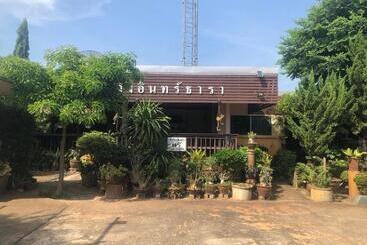 هتل วังอินธารา รีสอร์ท