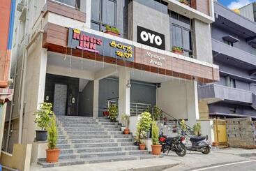 Hotel Super Collection O Kings Inn