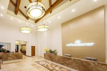 هتل Grant S Studio At Mantamar Tower
