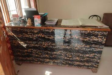 هتل Oyo Rm Guest House