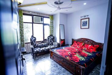 هتل Pacific Grand