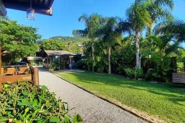 هتل Residencial Recanto Ferrugem