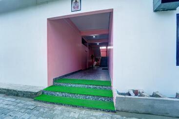 هتل Super Collection O Rl & Banquet Hall