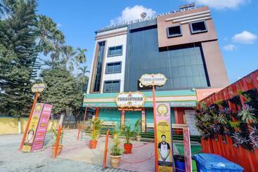 هتل Super Collection O Rl & Banquet Hall