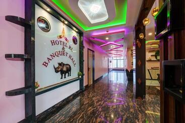 هتل Super Collection O Rl & Banquet Hall