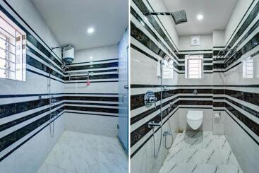 هتل Super Collection O Rl & Banquet Hall