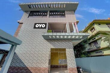 هتل O Home Trimurti Guest House