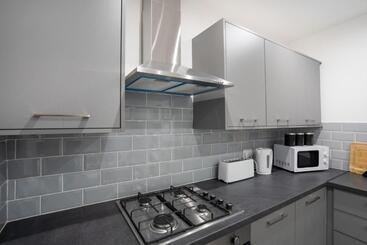 `isimi Luxurious 4 Bed 4 En Suite House Cumbria