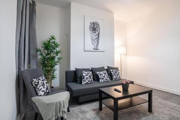 `isimi Luxurious 4 Bed 4 En Suite House Cumbria