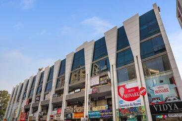 Oyo Hotel Green City