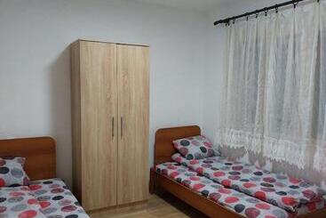 پانسیون Andjela Apartman