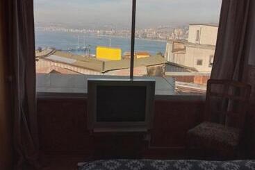 پانسیون Hostal Armando