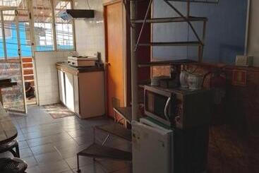 پانسیون Hostal Armando