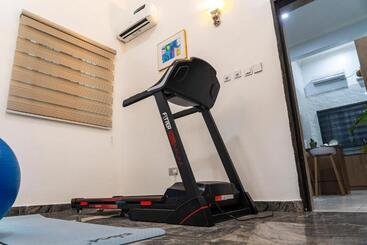 پانسیون Luxury 4 Bedrooms Terrace Duplex