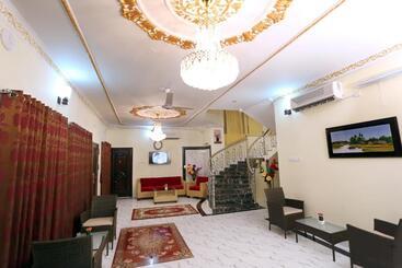 پانسیون Sylvan Premium Guest House