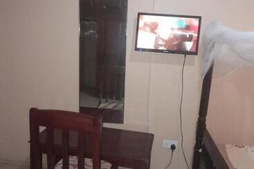 Primerose Hotel Mubende