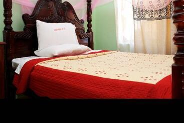 Primerose Hotel Mubende